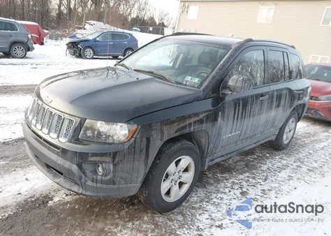 2016 Jeep Compass Latitude z USA, uszkodzony, nr VIN 1C4NJCEA6GD769806